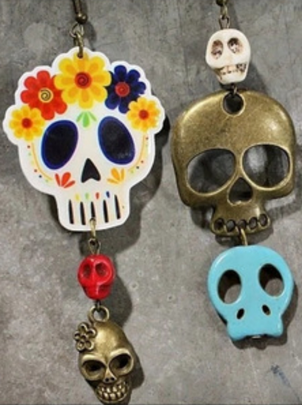 ๐NEW Spooky Fun Charm'd Dangle Earrings, Colorful,Gold mix skull Day Of The Dead - Picture 3 of 3